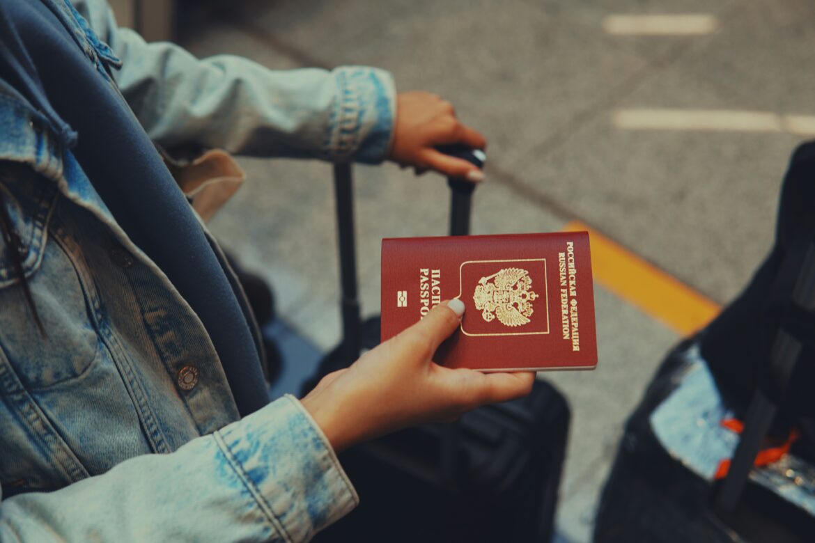More Americans Than Ever Are Leaving The U.S. To Start New Lives Abroad, New Report Reveals
